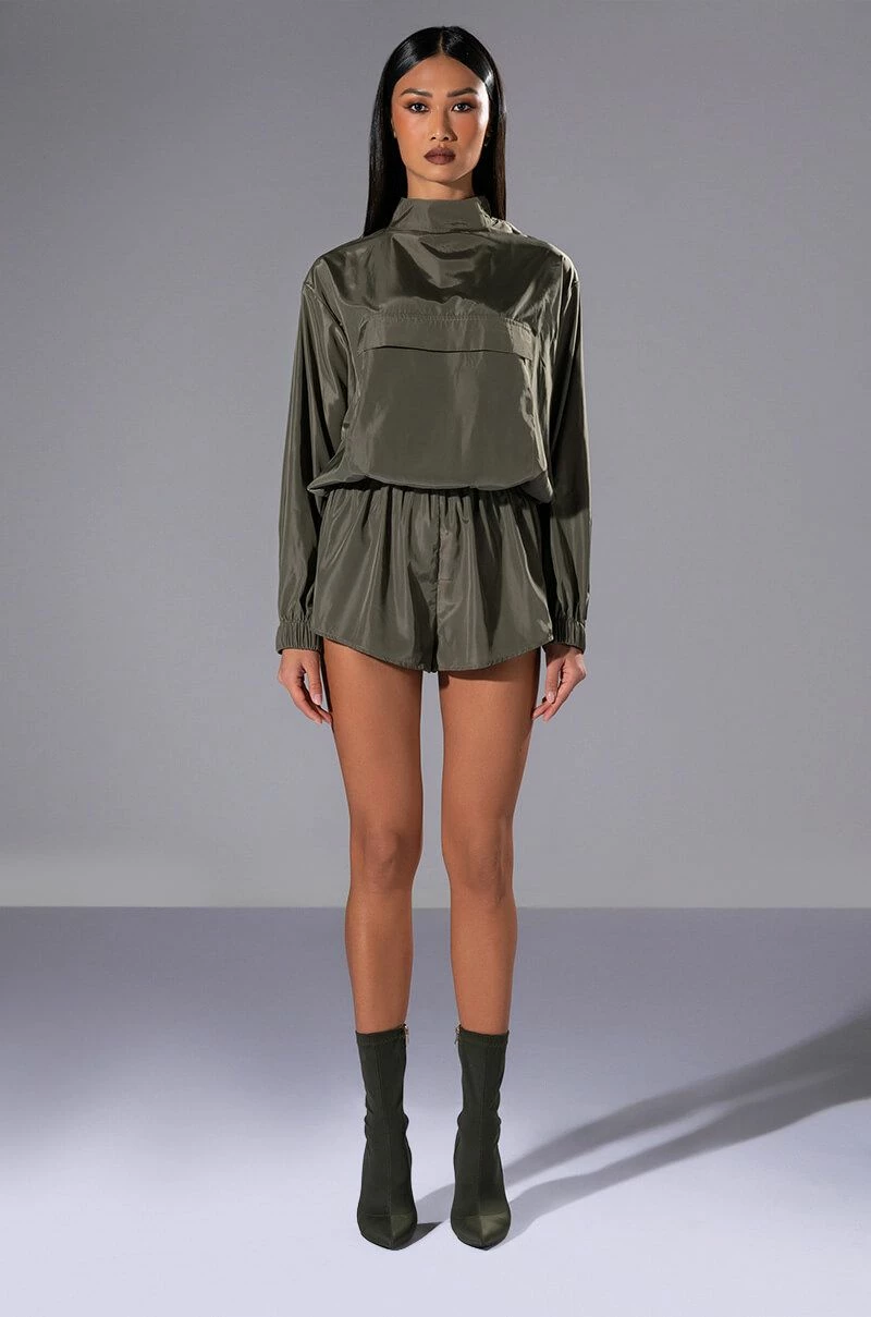 ALL DAY ERRANDS LIGHTWEIGHT ROMPER IN OLIVE 8 ALL DAY ERRANDS LIGHTWEIGHT ROMPER IN OLIVE - Image 6
