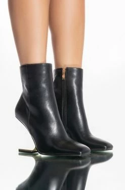 AZALEA WANG FASHIONISTA BOOTIE IN BLACK