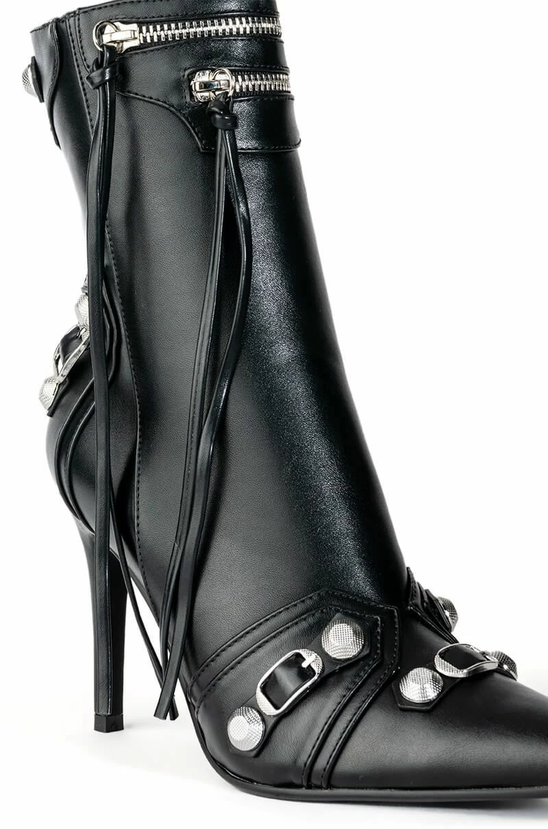 AZALEA WANG BROOKLYN PU BOOTIE IN BLACK - Image 4