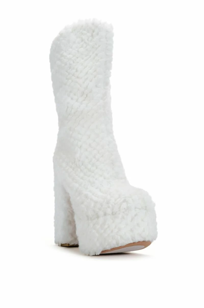AZALEA WANG COZY CUTIE FAUX FUR CHUNKY PLATFORM BOOT IN WHITE - Image 3