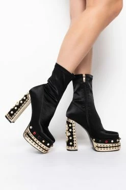 AZALEA WANG NOTICE ME CHUNKY BOOTIE IN BLACK -AKIRA Sales Shop azalea wang notice me chunky bootie in black black 4 4