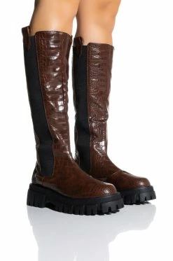 AZALEA WANG WE OUTSIDE FLATFORM BOOT IN BROWN