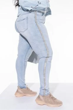 FLEX FIT EXTREME STRETCH HIGH WAIST PEARL SKINNY JEANS -AKIRA Sales Shop extreme stretch high waist pearl skinny jeans light blue denim 1 1 c1