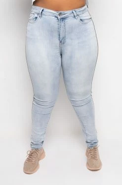 FLEX FIT EXTREME STRETCH HIGH WAIST PEARL SKINNY JEANS -AKIRA Sales Shop extreme stretch high waist pearl skinny jeans light blue denim 4 4 c1