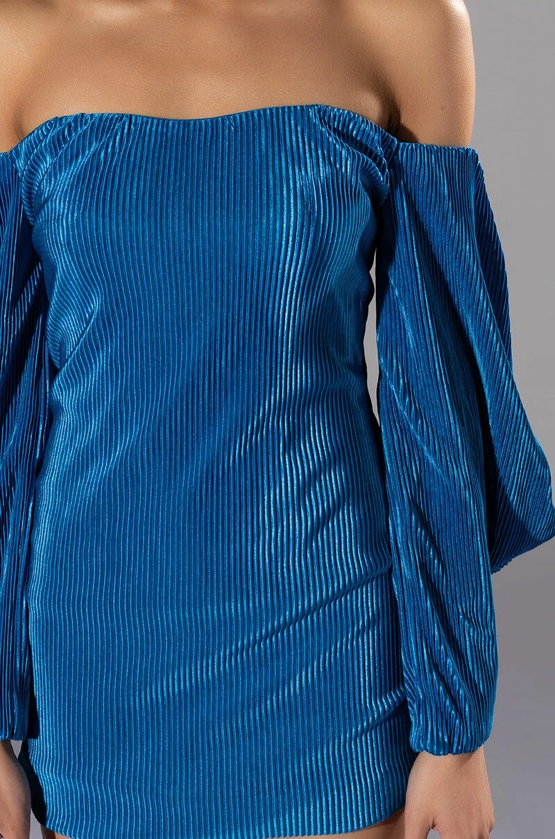 FAYE OFF THE SHOULDER PLEATED MINI DRESS 8 FAYE OFF THE SHOULDER PLEATED MINI DRESS - Image 6
