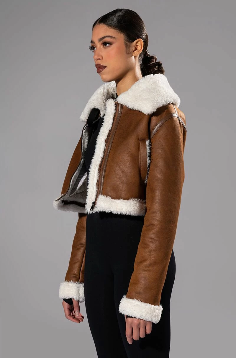NEW AVIATOR TRENCH WITH ZIP OFF TAIL - Image 4