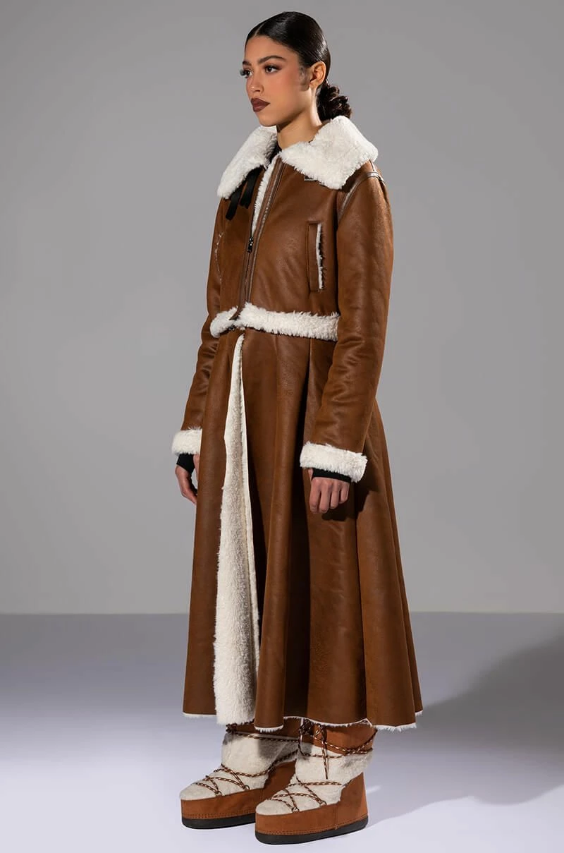 NEW AVIATOR TRENCH WITH ZIP OFF TAIL - Image 7