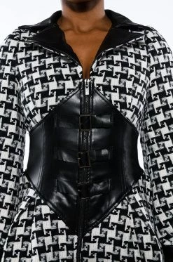 NEW ON THE BLOCK HOUNDSTOOTH MINI DRESS 15 NEW ON THE BLOCK HOUNDSTOOTH MINI DRESS -AKIRA Sales Shop new on the block houndstooth mini dress black white 7 7 c1