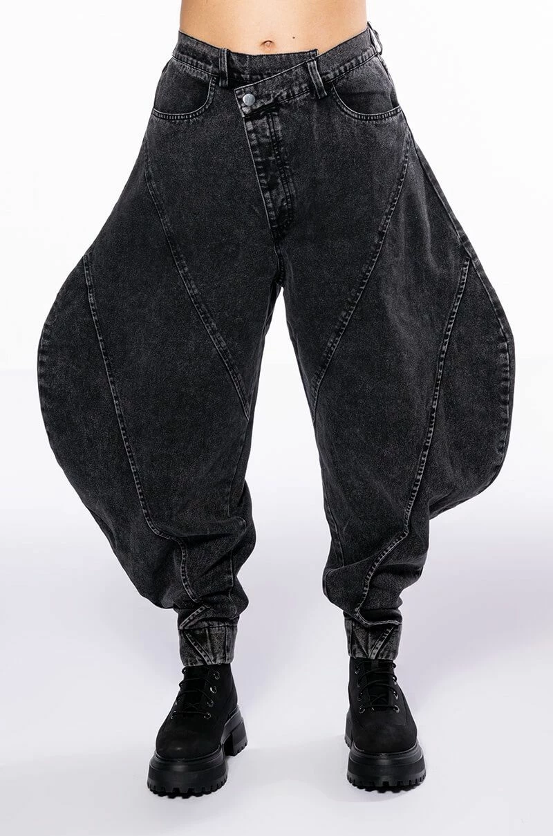 NEW YOU ABSTRACT VOLUME DENIM PANT - Image 4