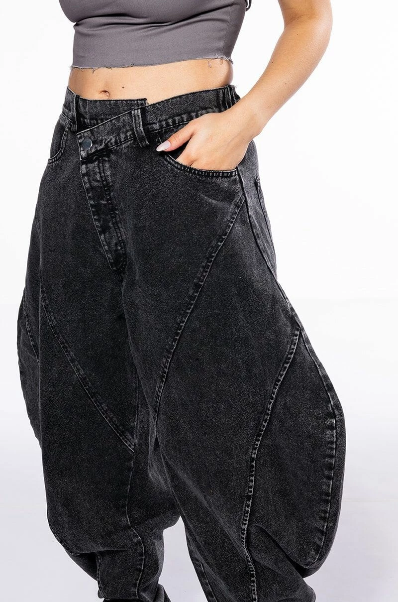 NEW YOU ABSTRACT VOLUME DENIM PANT - Image 7