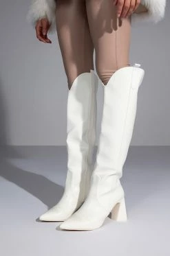POSTED WHITE KNEE HIGH WESTERN BOOT -AKIRA Sales Shop posted white knee high western boot white 7 7 c1