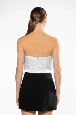 VIVIAN TUXEDO DETAIL STRAPLESS MINI DRESS 15 VIVIAN TUXEDO DETAIL STRAPLESS MINI DRESS -AKIRA Sales Shop vivian tuxedo detail strapless mini dress white black 7 7