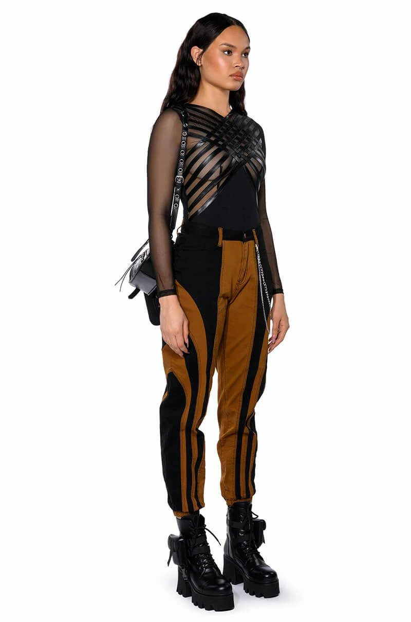 WONKA CHAIN DETAIL COLOR BLOCKED DENIM PANT - Image 5