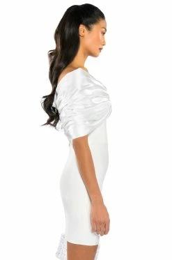 ZURI STATEMENT BOW BANDAGE MINI DRESS 13 ZURI STATEMENT BOW BANDAGE MINI DRESS -AKIRA Sales Shop zuri statement bow bandage mini dress white 5 5 c1